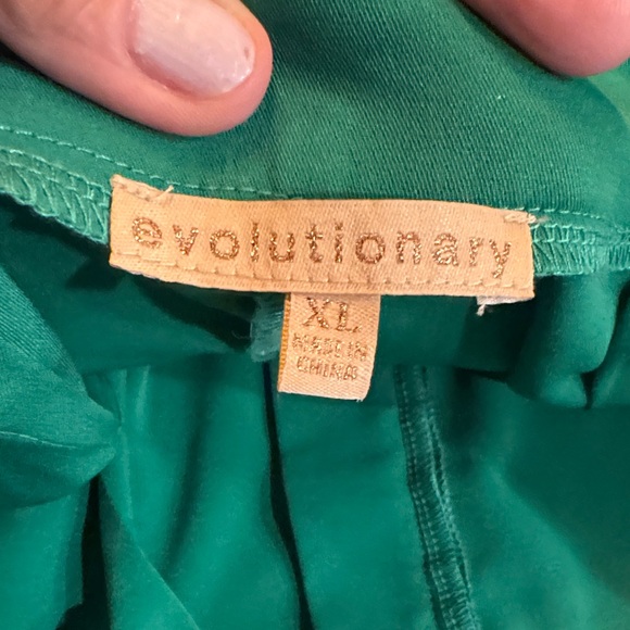 Elegant Green Women's Trousers - Picture 5 of 5